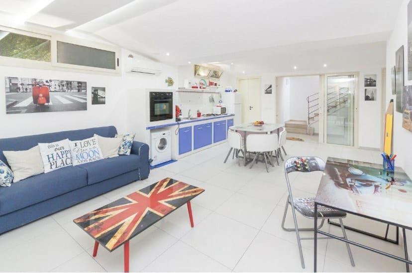 아치카스텔로 Trinacria House Scogliera 빌라 외부 사진